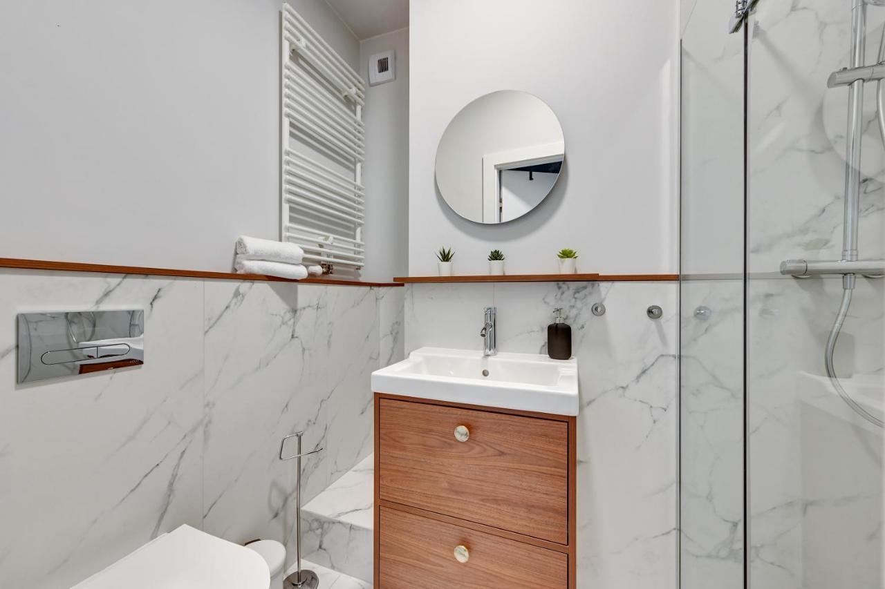 Garden Gate Apartments Old Town Parking Гданск Екстериор снимка