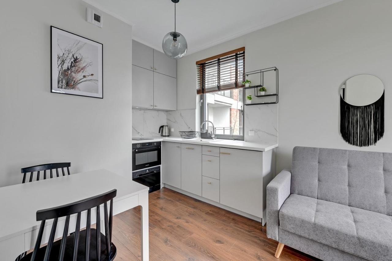 Garden Gate Apartments Old Town Parking Гданск Екстериор снимка