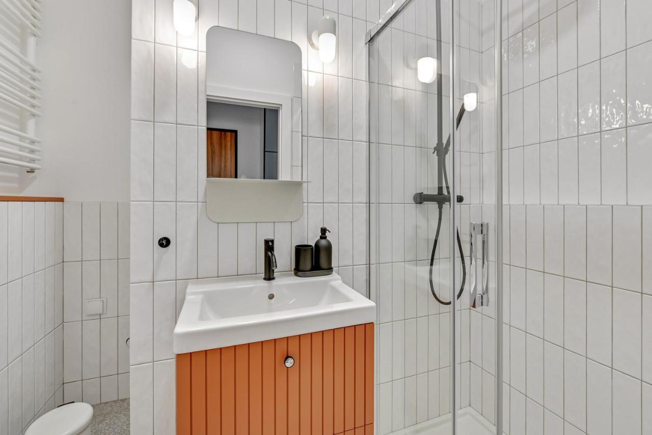 Garden Gate Apartments Old Town Parking Гданск Екстериор снимка